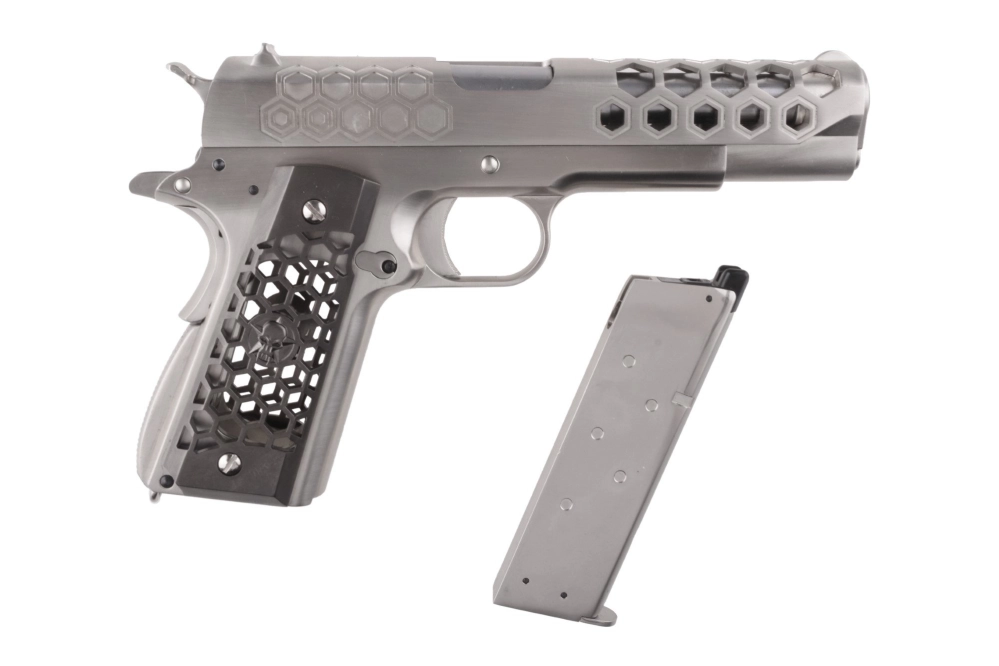 Replika pistoletu 1911 Hex Cut V.3 - srebrny