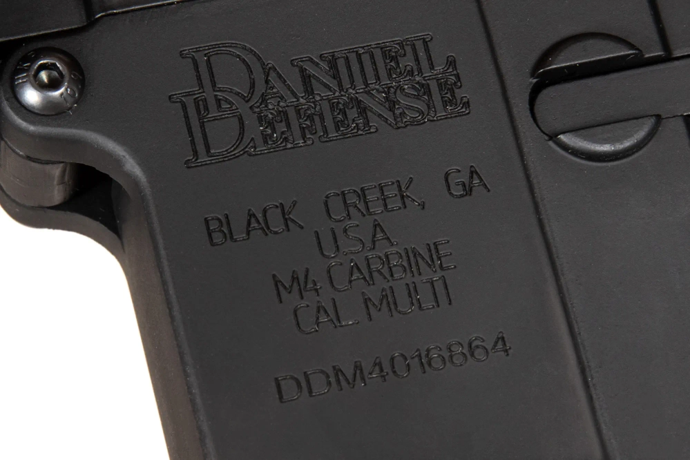 Réplica de fusil Daniel Defense® M4A1 SA-E26 EDGE 2.0™ GATE ASTER - Negro (OUTLET)
