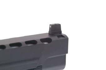 Replika pistoletu KWC 483 (CO2)