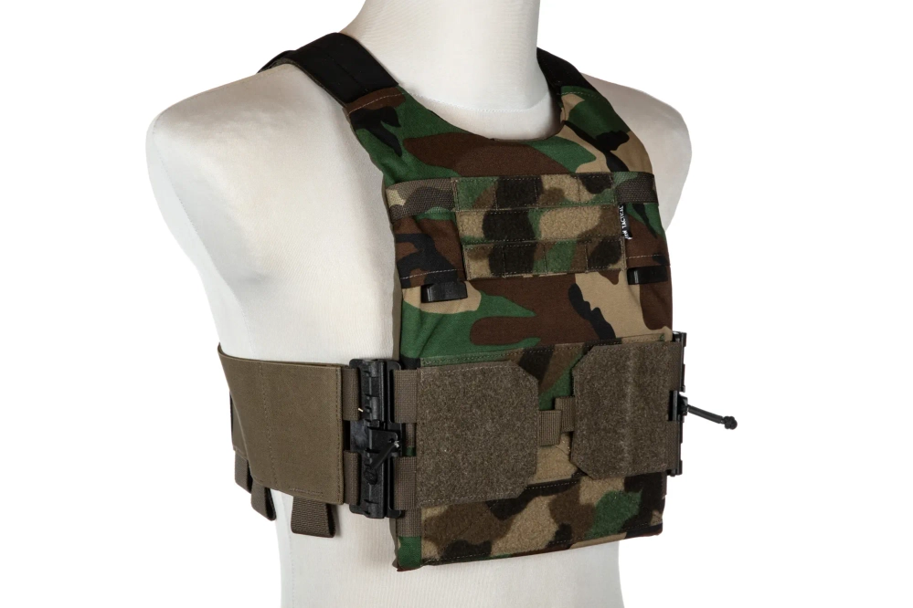 LV/119 type Plate Carrier - Woodland