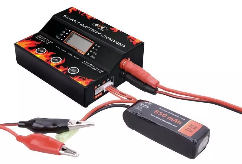 Mikroprocesorowa ładowarka Smart Battery Charger GFC Energy