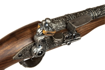 Flintlock style pistol CO2