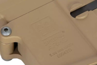 Replika karabinka SA-E09 EDGE™ - Full-Tan