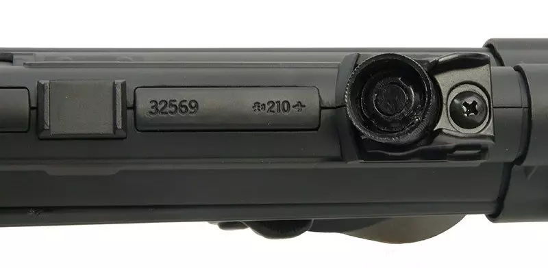Ametralladora de airsoft CA5A3 con antorcha