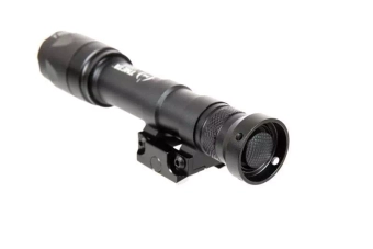 Latarka taktyczna T600C - czarna