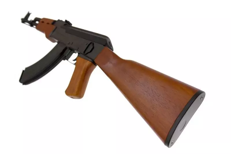 CM042 airsoft rifle