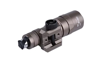 M300B Scout tactical flashlight - dark earth