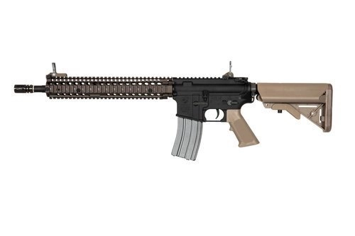 VF1-LM4RISII (Colt M4A1 RIS II) Replika karabiny - FDE