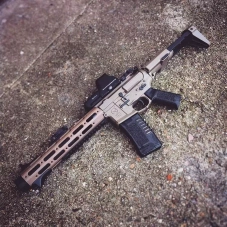 Réplica de la carabina AM-013 - dark earth