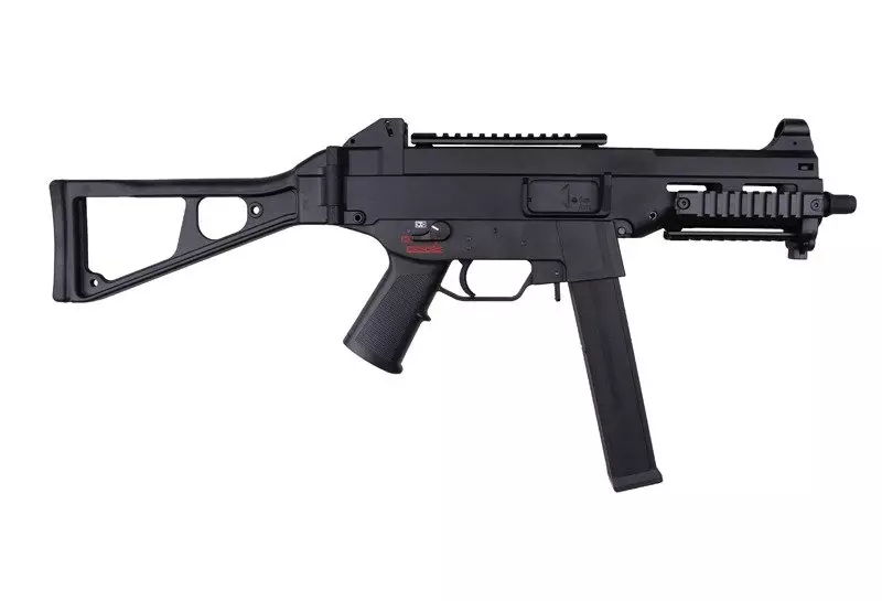 The UMG submachine gun replica