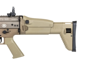 Karabinek szturmowy ASG Cybergun x FN HERSTAL SCAR-L z walizką transportową Tan