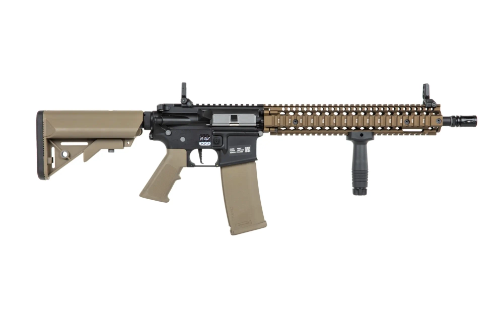 Airsoftová puška Specna Arms Daniel Defense® MK18 SA-P26 Prime™ HAL™ ETU s bezkomutátorovým motorem Chaos Bronze