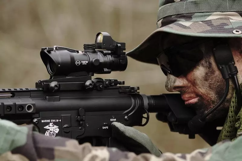 RedFiber 4×32C + mini spotting scope - black