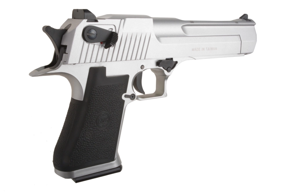 Réplique du pistolet DE.50