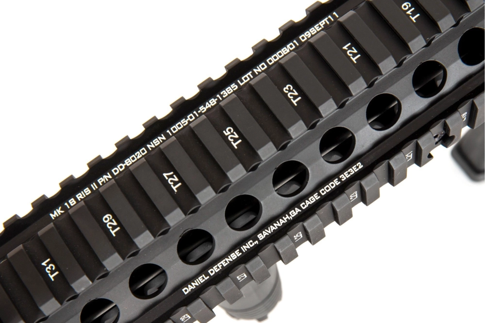 Replika karabinka Daniel Defense® MK18 SA-C19 CORE™ X-ASR™ - czarna