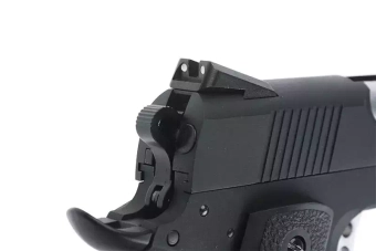 Replika pistoletu NE1002 - czarna