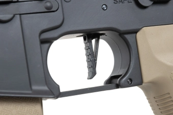 Specna Arms RRA SA-E04 EDGE™ HAL ETU™ Half-Tan ASG Karabijn