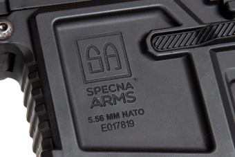 Replika karabinka SA-E13-RH EDGE 2.0™ Heavy Ops Stock - Czarny