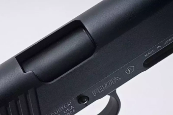 Pistola de airsoft Nighthawk Covert Ops