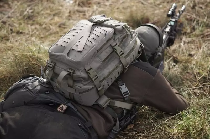 Plecak typu Assault Pack Laser-Cut USB - oliwkowy