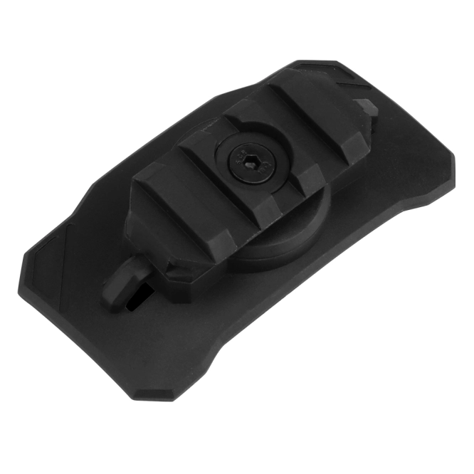 Universele montage van een zaklamp op een Wosport helm Zwart