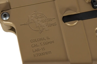 Replika karabinka SA-E07 EDGE™ - Full-Tan
