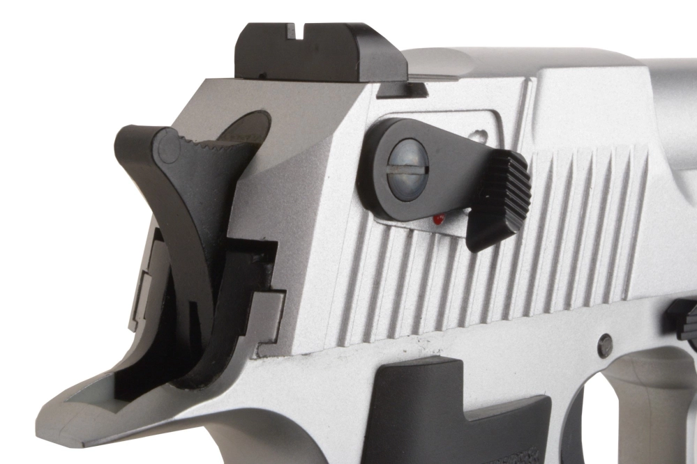 Réplica de la pistola DE.50