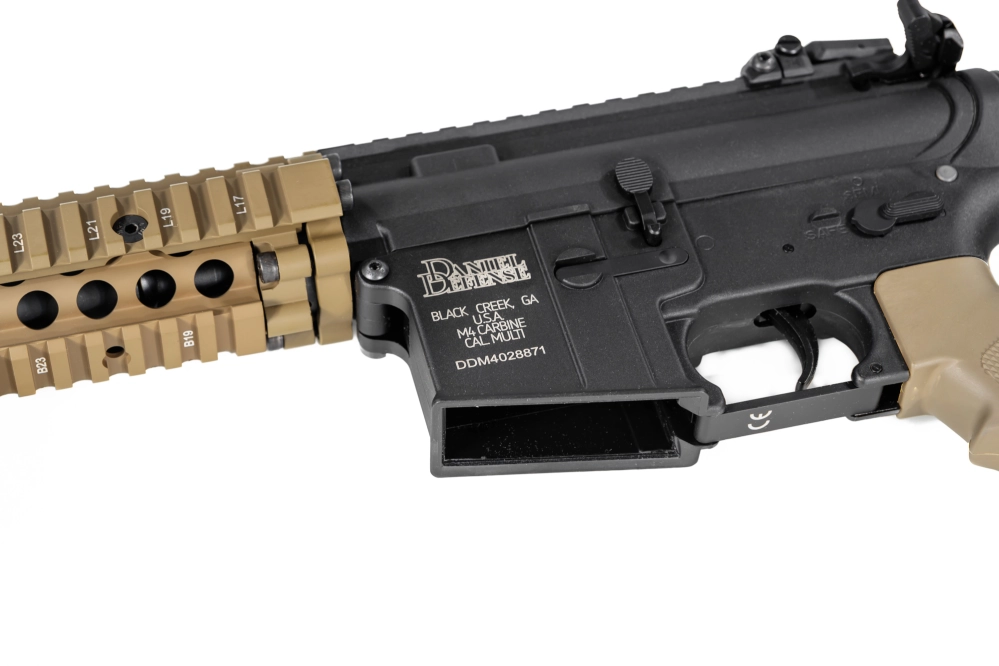 SA-C19 CORE™Daniel Defense® réplique de fusil - Demi-Tan 