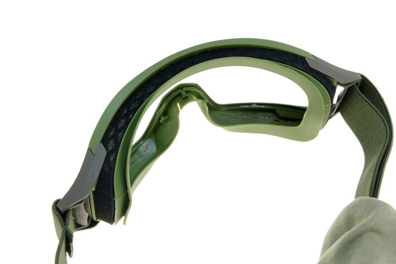 Low-profile goggles with glasses – olive