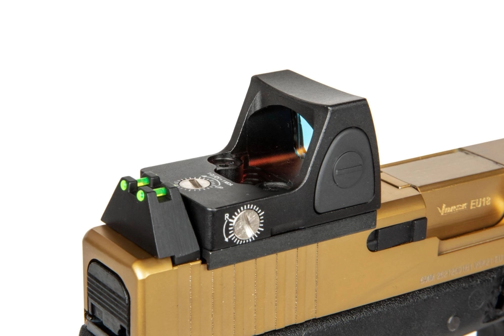 EU18 Pistol Replica with BDS Red Dot - Vented Gold