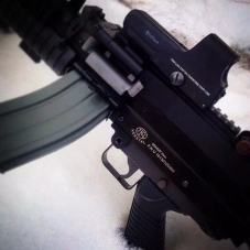 Réplique manuel mitrailleuse MK46 S.P.W.