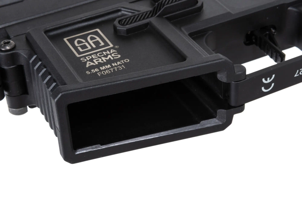 Specna Arms SA-F04-RL FLEX™ BLDC™ Culata de operaciones ligeras HAL ETU™ fusil airsoft Gen. 2 Negro