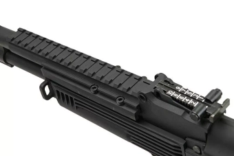 CM040J assault rifle replica
