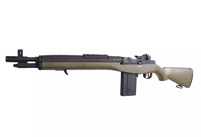 CM032A rifle replica - olive