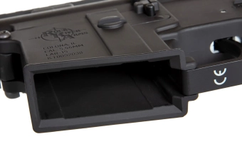 SA-E08 EDGE™ Light Ops Stock HAL²™ Carbine Replica Black