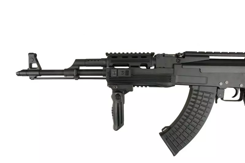 Assault rifle replica CM039C