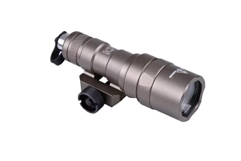 M300B Scout tactical flashlight - dark earth