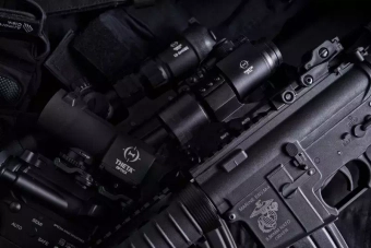 Réplica red dota colimadorowego Battle - negro