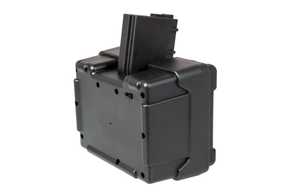 Magazynek BOX 2500 kulek do replik LMG