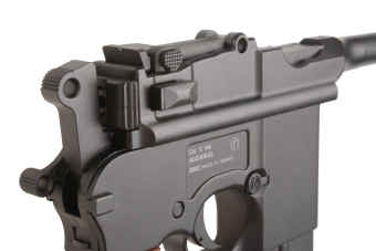 Airsoft pistole M712
