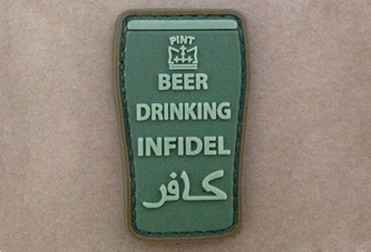 Patch 3D - Beer drinking infidel - Olive