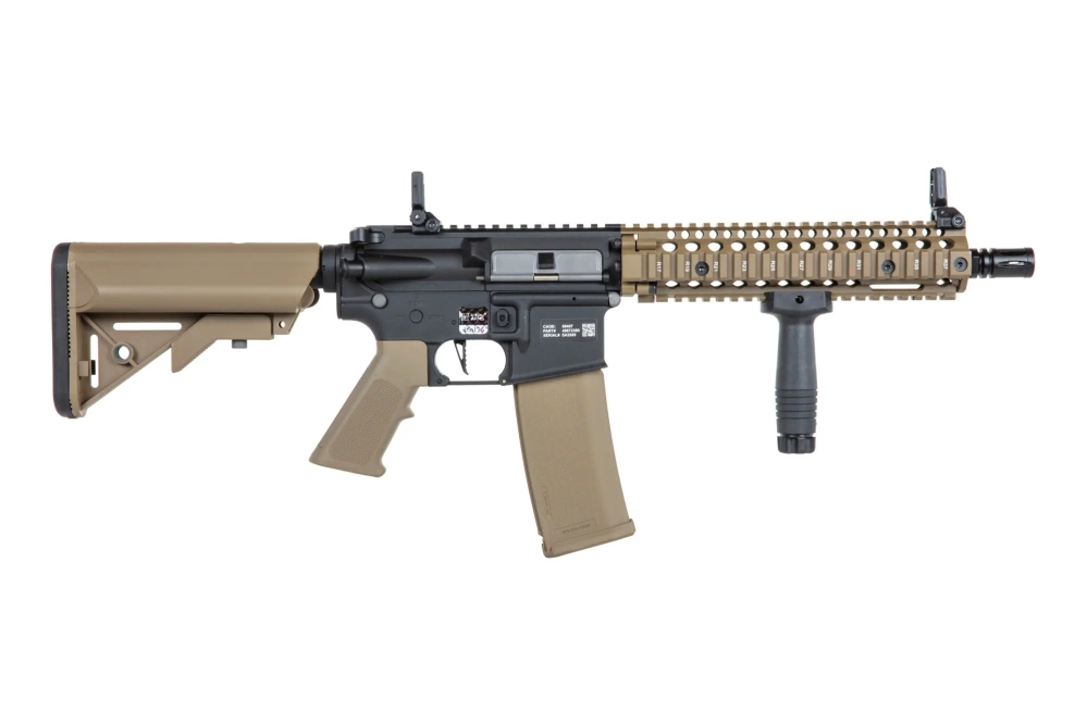Specna Arms SA-C19 CORE™ Daniel Defense® HAL™ ETU Half-Tan ASG Karabijn