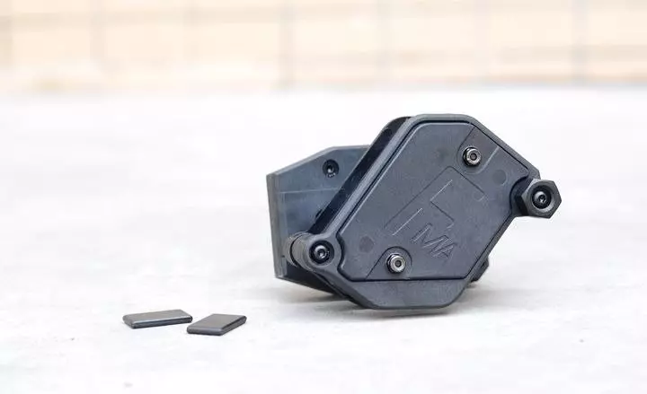 Multi-Angle Speed Pistol Magazine Pouch - black