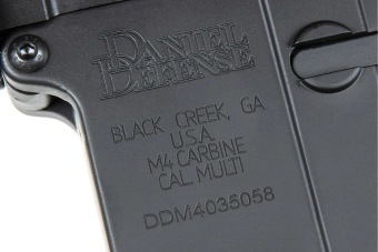 Airsoftová puška Specna Arms Daniel Defense® RIS III 10,5'' SA-P27 Prime™ HAL™ ETU s bezkomutátorovým motorem Černá
