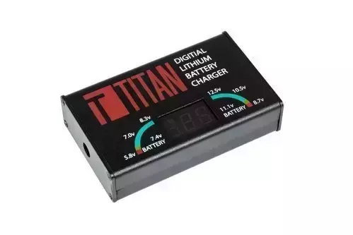 Digitální nabíječka Titan - zástrčka EU