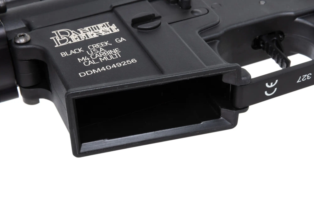 Specna Arms Daniel Defense® RIS III 10.5'' SA-C27 CORE™ HAL ETU™ Gen.2 airsoft Carbine Noir