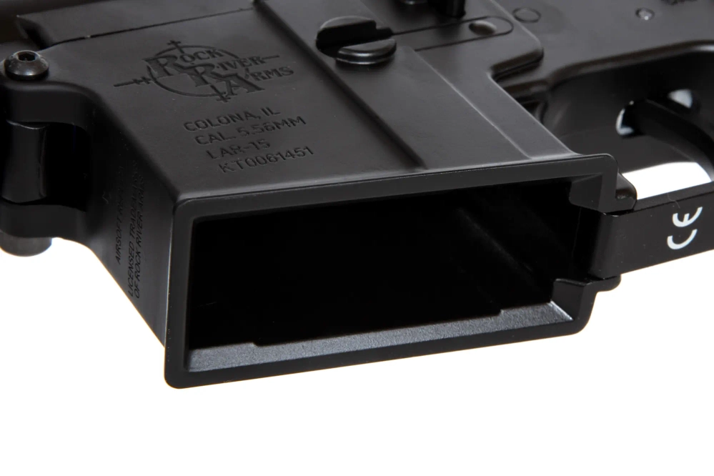 SA-E11 EDGE™ Assault Rifle Replica - Light Ops Stock - Black
