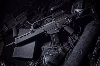 Réplique de fusil d'assaut SA-G14 EBB