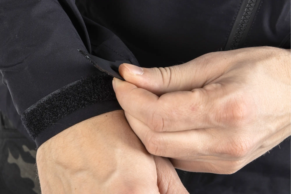 Emerson Gear Blue Label Otter Hardshell Jas Zwart