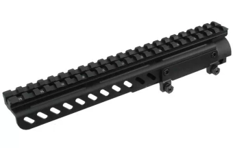 Kryt komory SKS s 22mm RIS lištou - černý